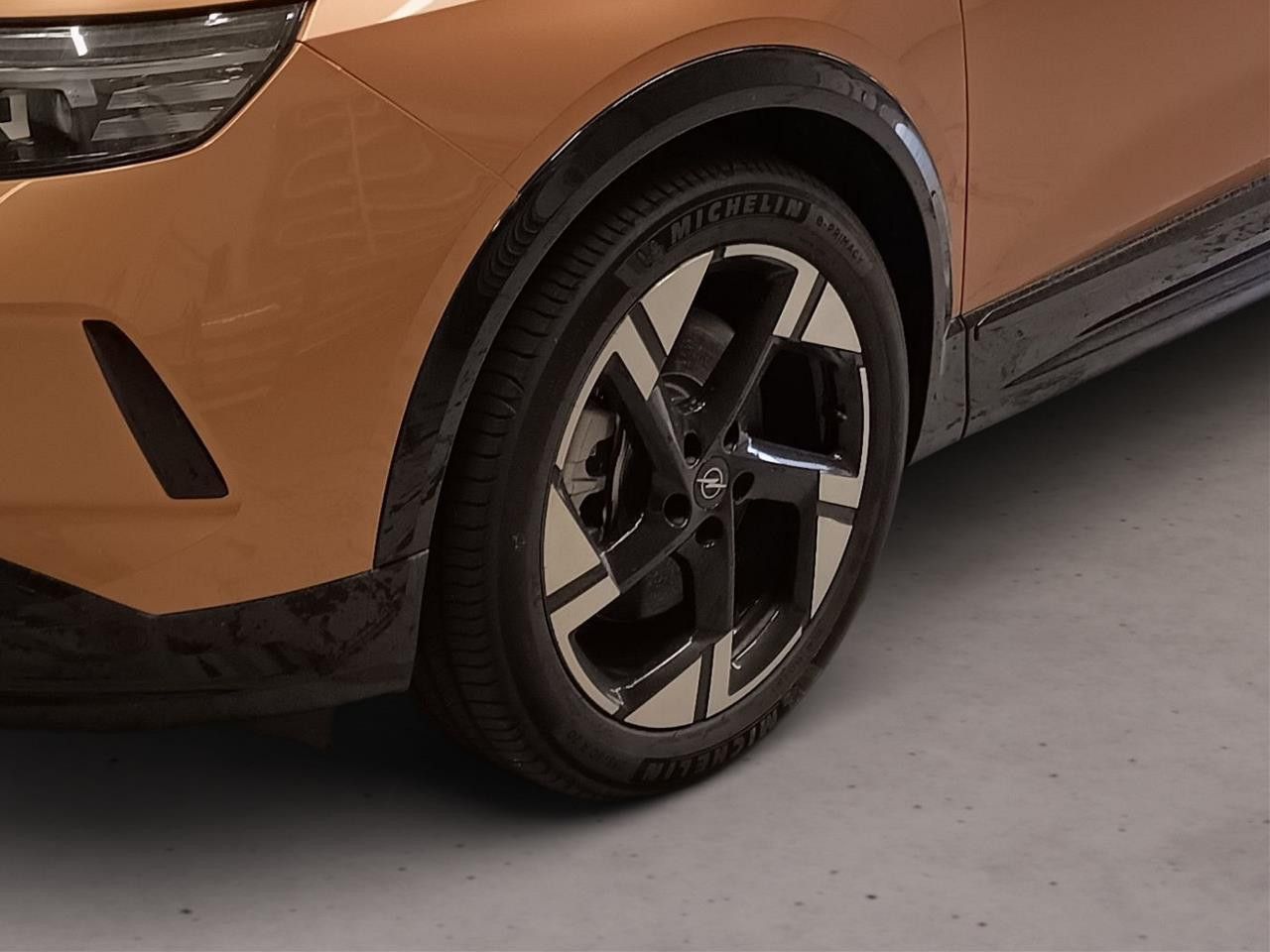 Fahrzeugabbildung Opel Grandland Electric GS 157KW AT