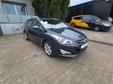 Hyundai i40 cw FIFA World Cup Edition*Kamera*Navi* - gebrauchte Hyundai i40 aus dem Jahr 2015