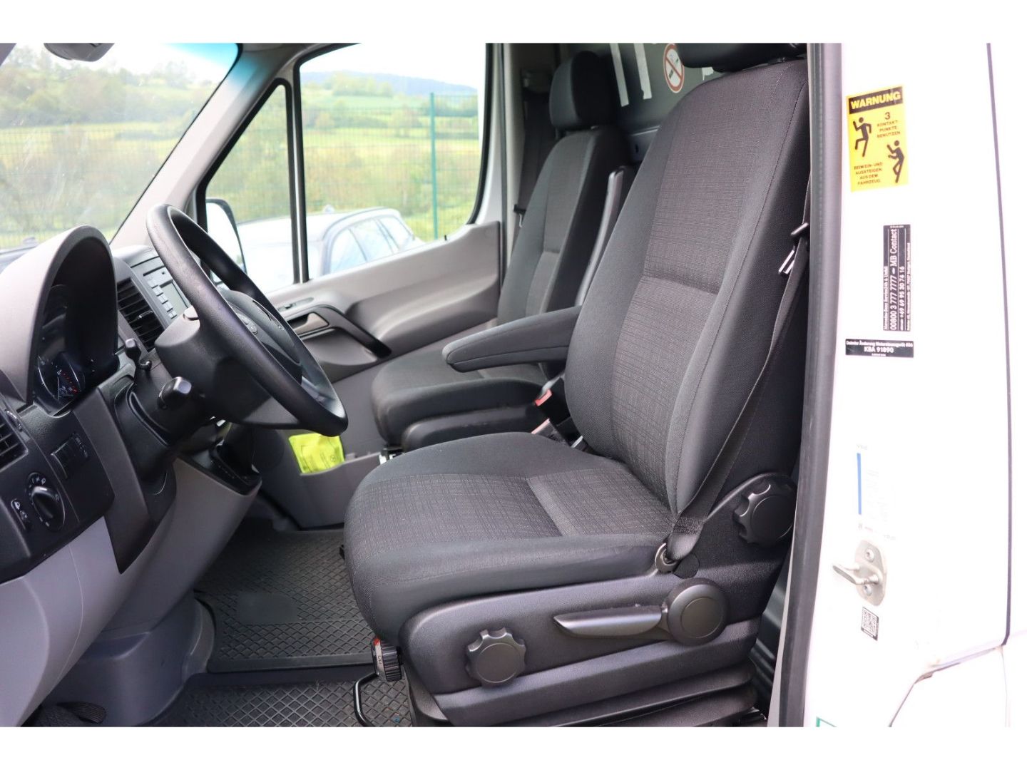 Fahrzeugabbildung Mercedes-Benz Sprinter 516 CDI 7G Navi Klima Tempomat SHZ Sthz