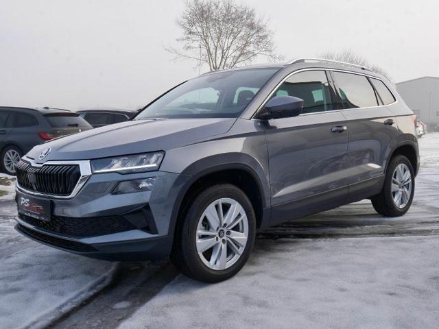 Skoda Karoq 1.5l TSI DSG Selection+AHK+Kamera+App+LED