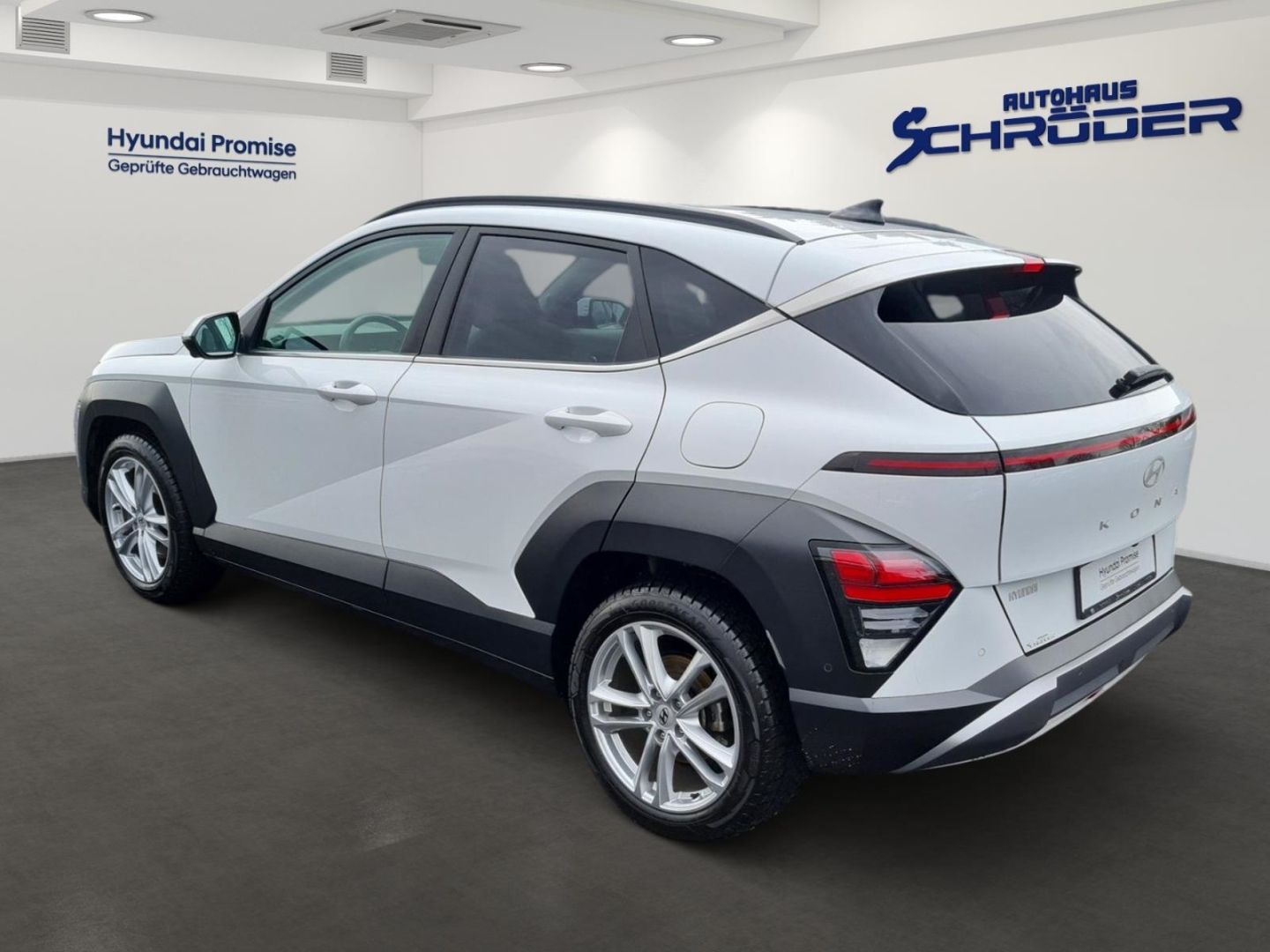 Fahrzeugabbildung Hyundai KONA Prime 1.6 T-Gdi 198PS DCT 4WD Glasschiebe