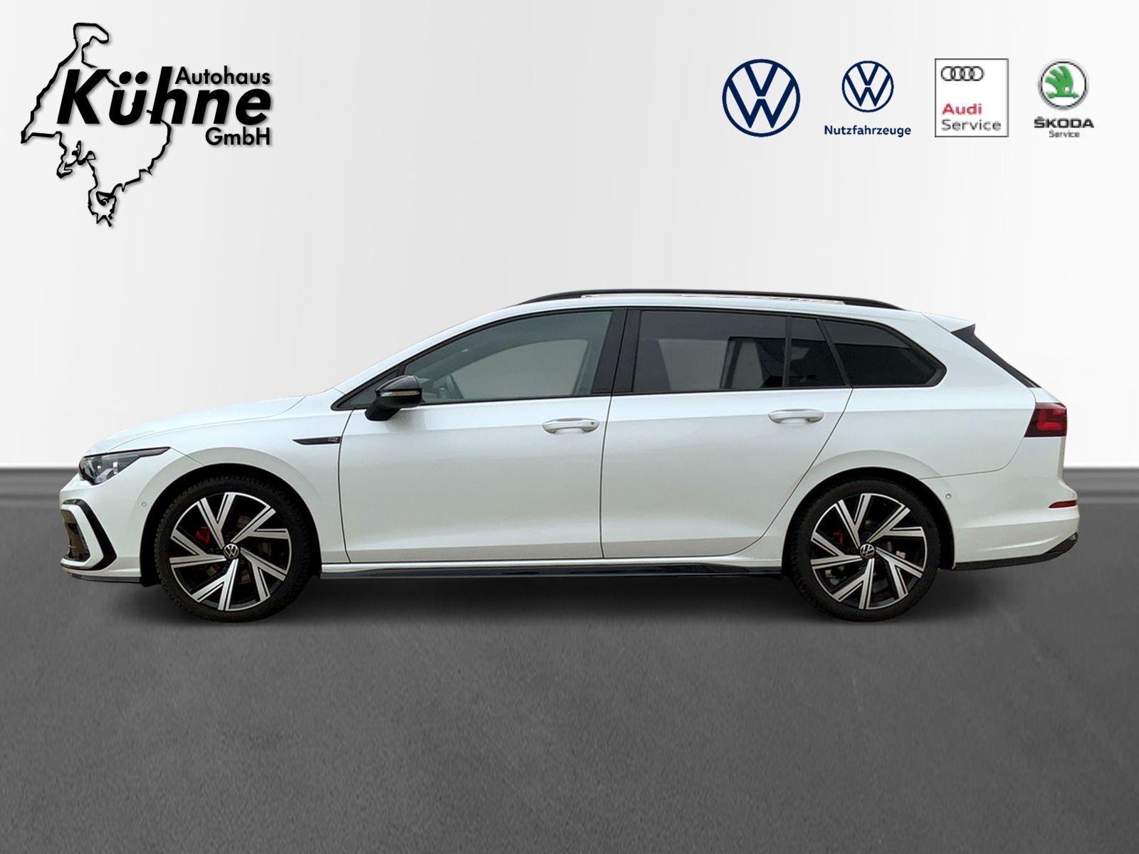 Golf VIII Variant 2.0 TSI R-Line,STHZ,IQL,RFK,NA