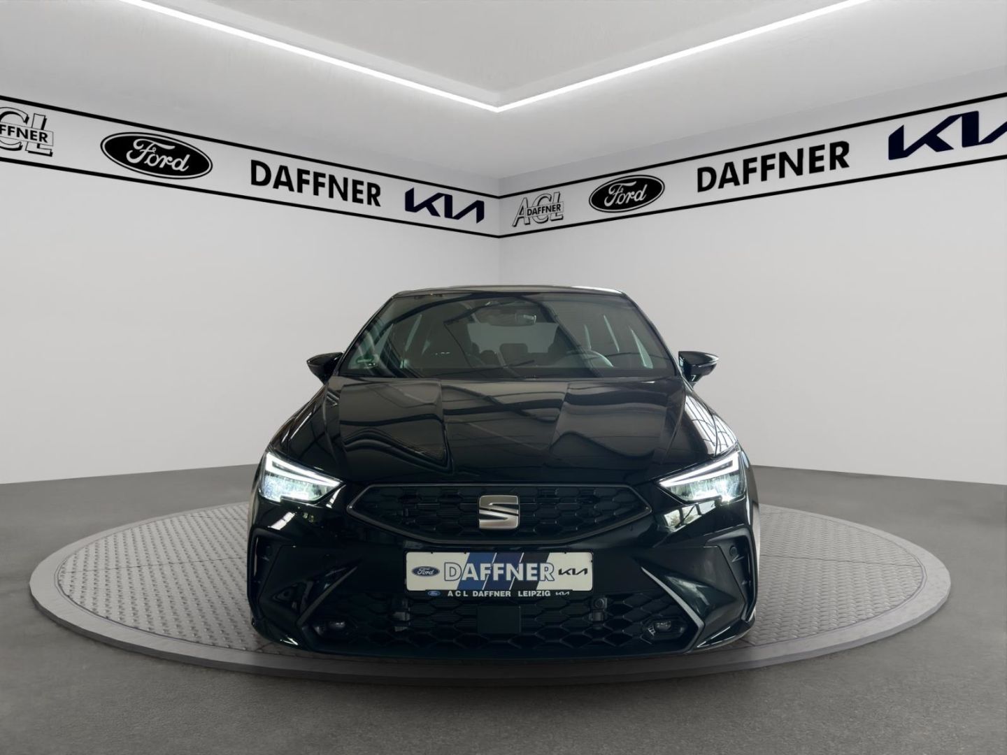 Fahrzeugabbildung SEAT Ibiza 1.0 TSI 85 kW Style Navi LED Digitales Coc