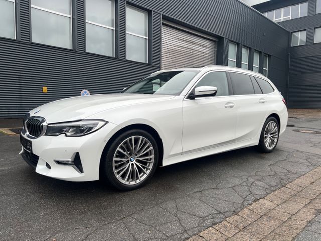 BMW 320 d Touring Luxury Line Pano LED H/K AHK HUD