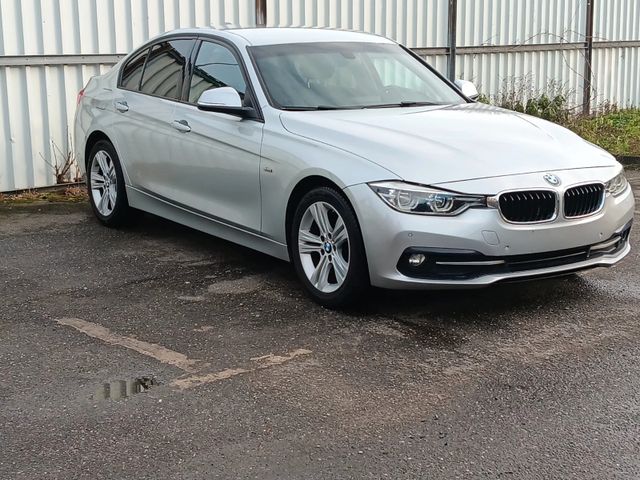 BMW 318 Baureihe 3 Lim. 318 d Sport Line