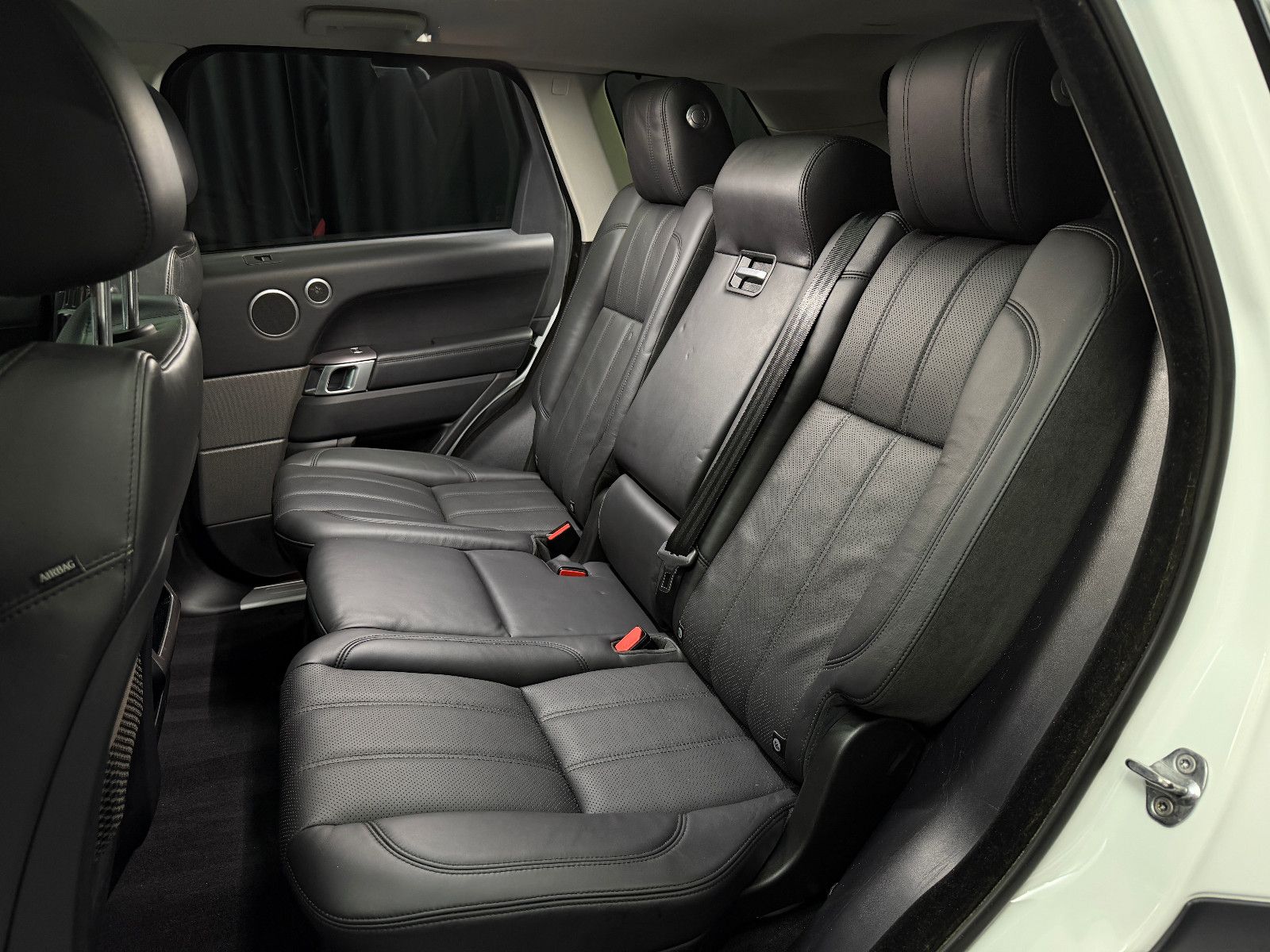 Fahrzeugabbildung Land Rover Range Rover Sport HSE Dynamic|AHK|PANO