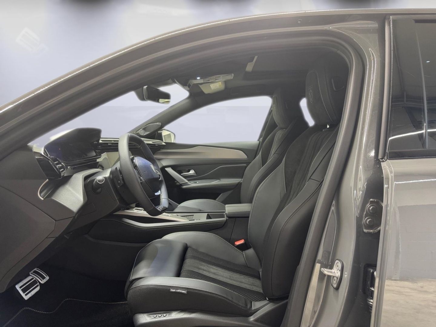 Peugeot 408 - Bild 8