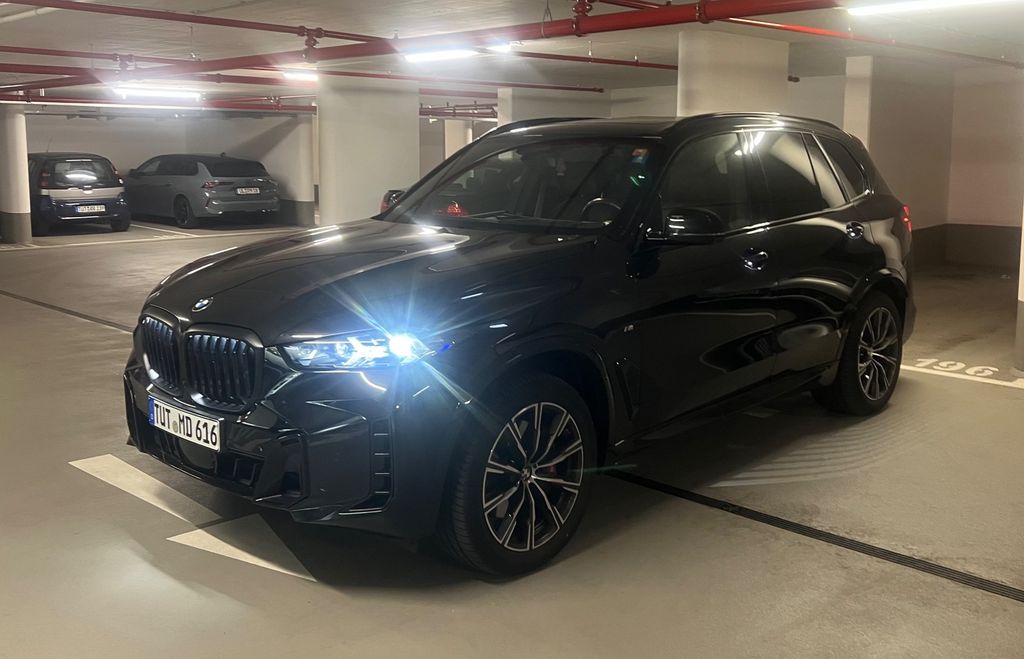 Image of BMW X5