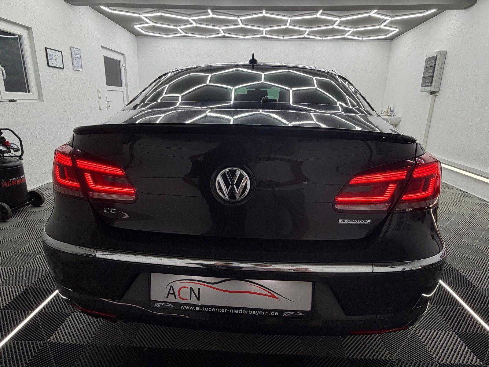 Fahrzeugabbildung Volkswagen CC 2.0 TDI NAVI/SHZG/TÜV 11.27/SCHECKHEFT