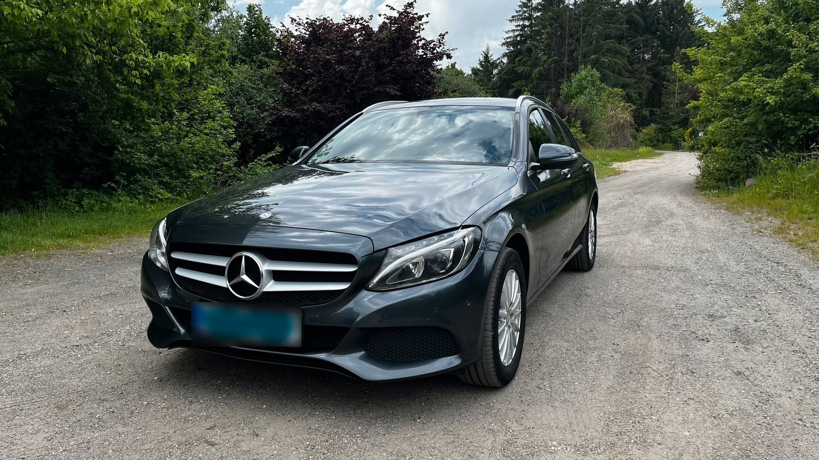 MERCEDES-BENZ C 220