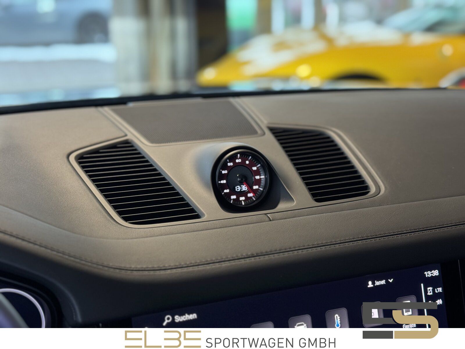 Porsche Cayenne Coupe Turbo CARBON MATRIX HUD INNO SPORT foto 17