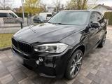 BMW X5 40 d F15 M Sportpaket ACC Panorama - BMW 540 SUV