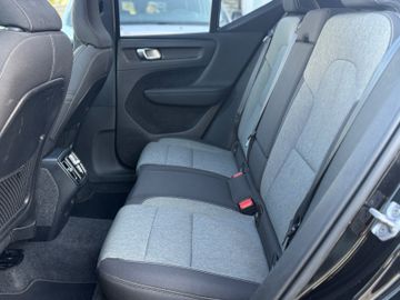 Volvo XC40 - 7