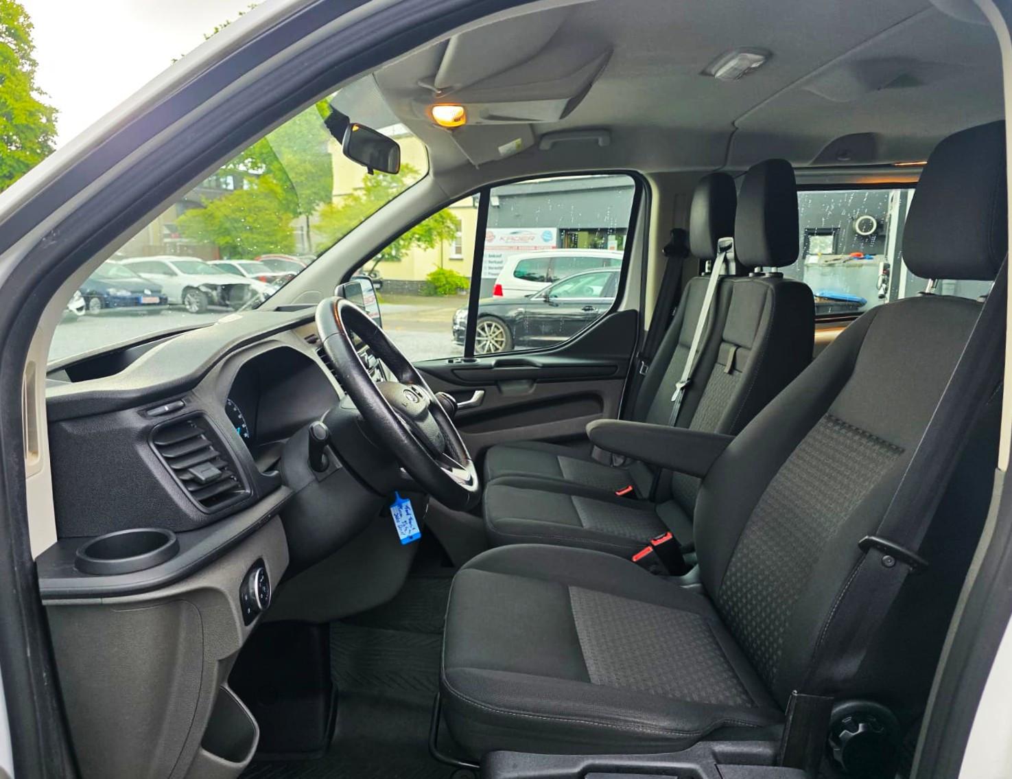 Ford Transit Custom Kombi 340 L AppelCarp.9SitzerMwSt