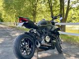 Ducati Streetfighter V2 2023r  - DUCATI S2R