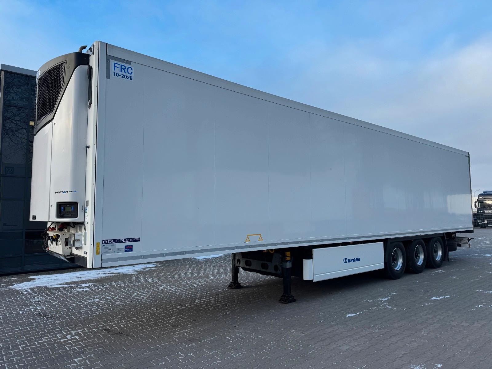 Krone Rohrbahn ,Meat Rails,  Vector HE19, Neue Reifen!