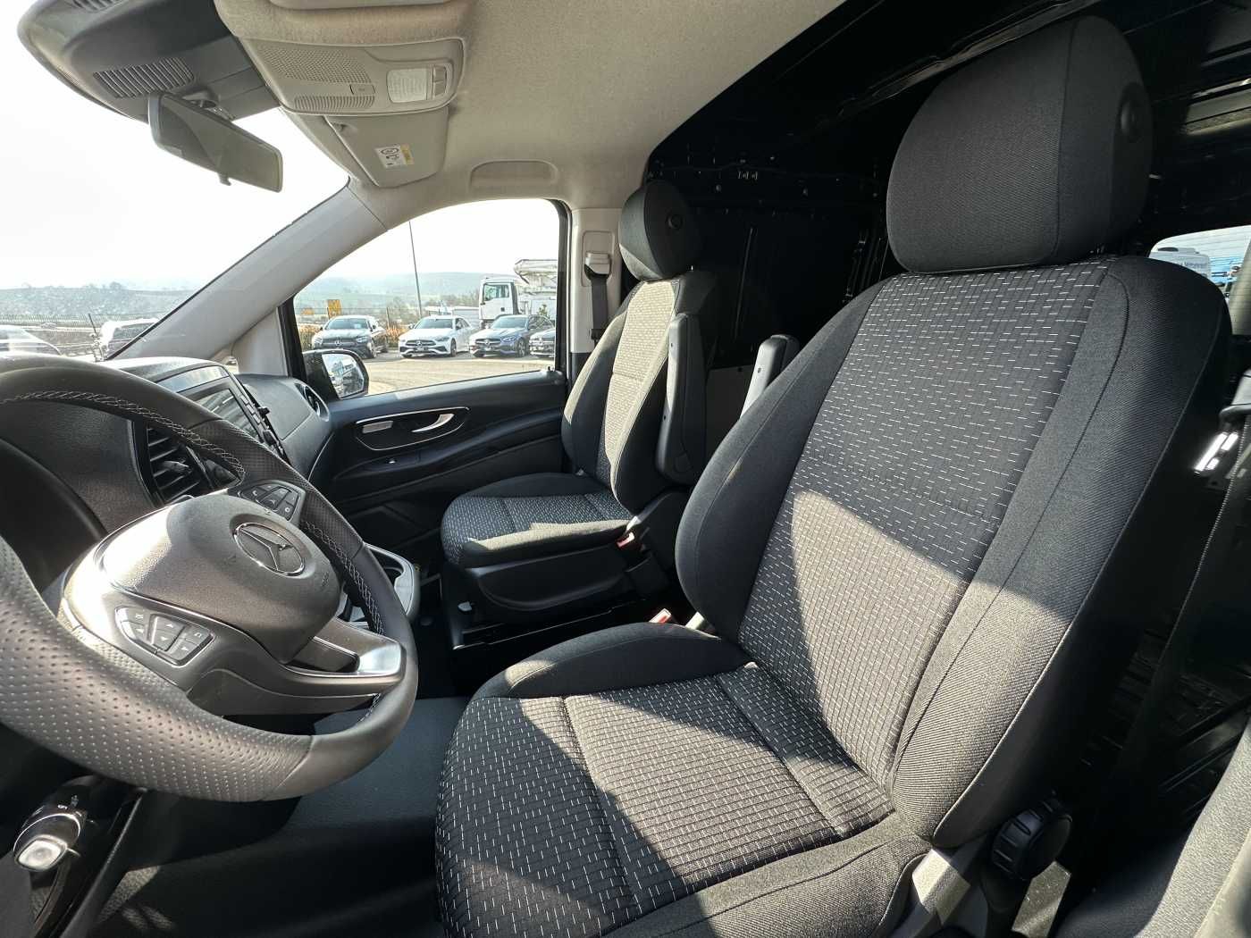 Fahrzeugabbildung Mercedes-Benz Vito 116 CDI 9G Klima AHK LED Audio40 Kamera