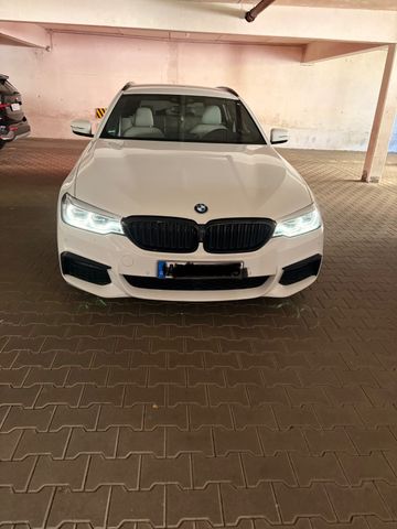 BMW 540d xDrive Touring M Sport HUD HK AHK 360° BMW