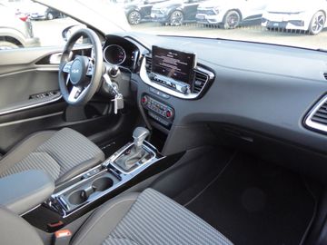 Kia Ceed SW 1.5 T-GDI DCT7 OPF Vision (CD) KOMFORT+