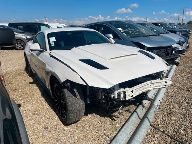 Ford Mustang 5.0 V8 421 Black Shadow Edition / FD647