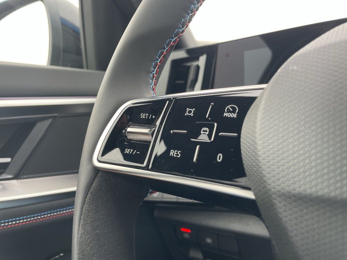 Renault Rafale - Bild 22