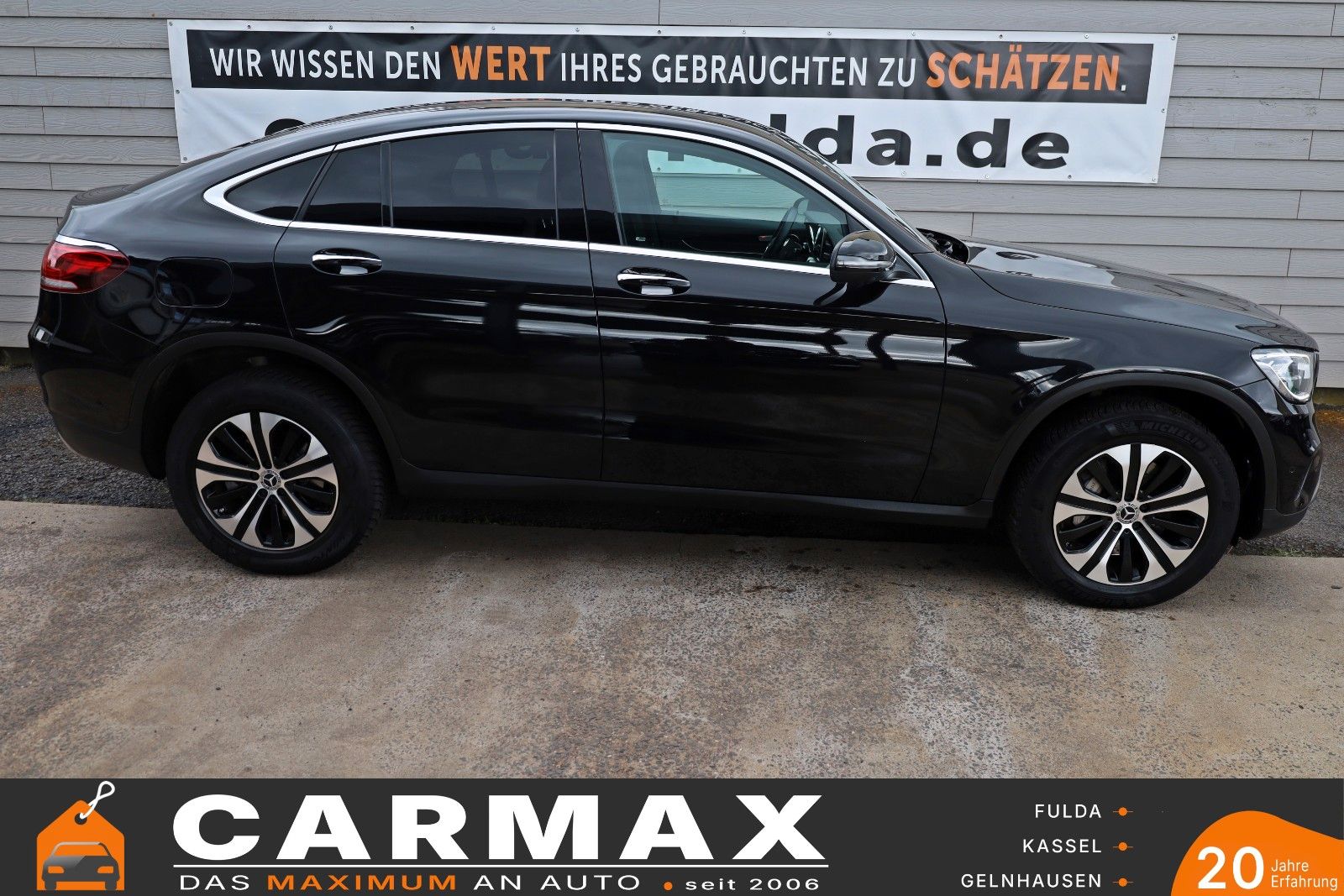 Fahrzeugabbildung Mercedes-Benz GLC 300e Coupe 4M,Leder,Navi,LED,GSD,360Kamera
