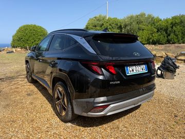 Hyundai TUCSON - 1
