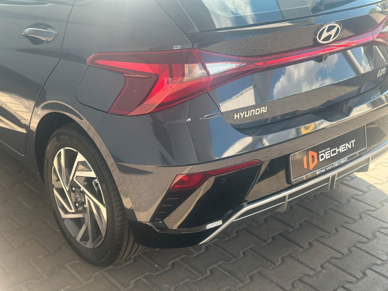 Fahrzeugabbildung Hyundai i20 Trend 1.0l 100PS Navi/SHZ!