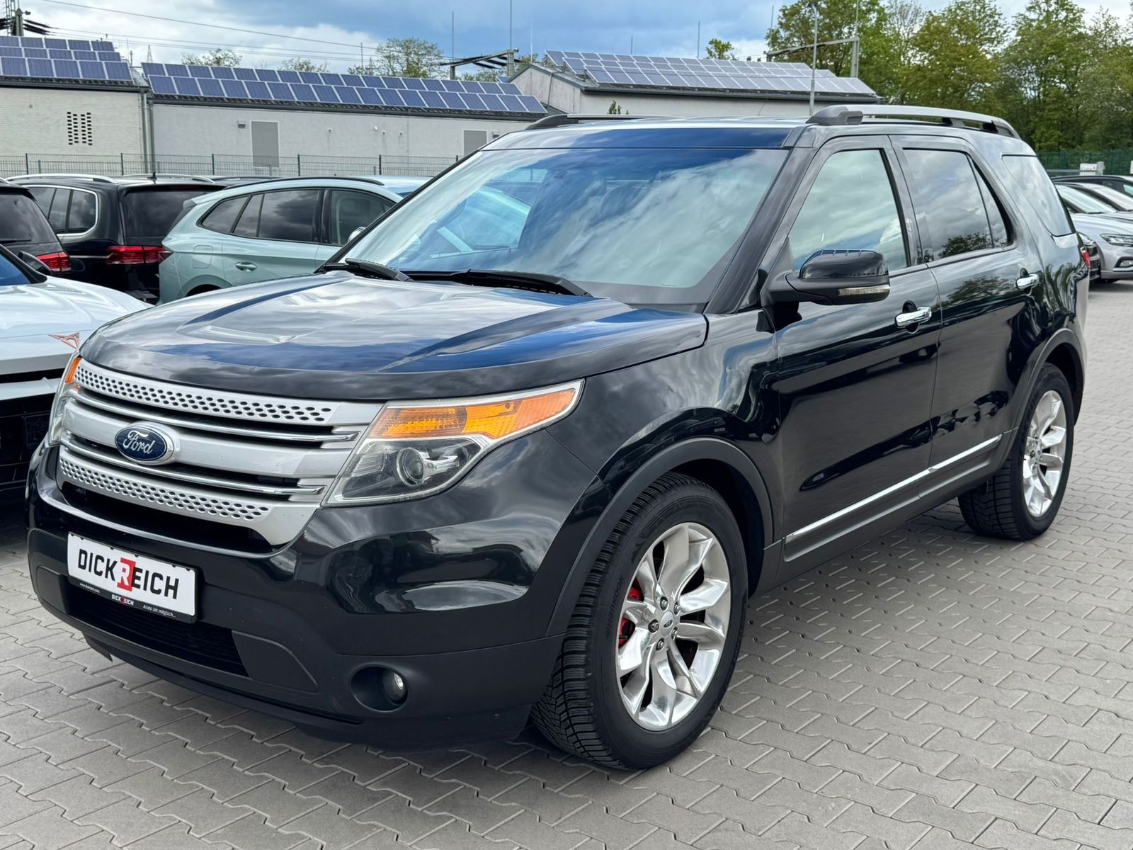 Fahrzeugabbildung Ford Explorer 3,5L 7 SitzerTEMP*KAMERA*PDC*KLIMA