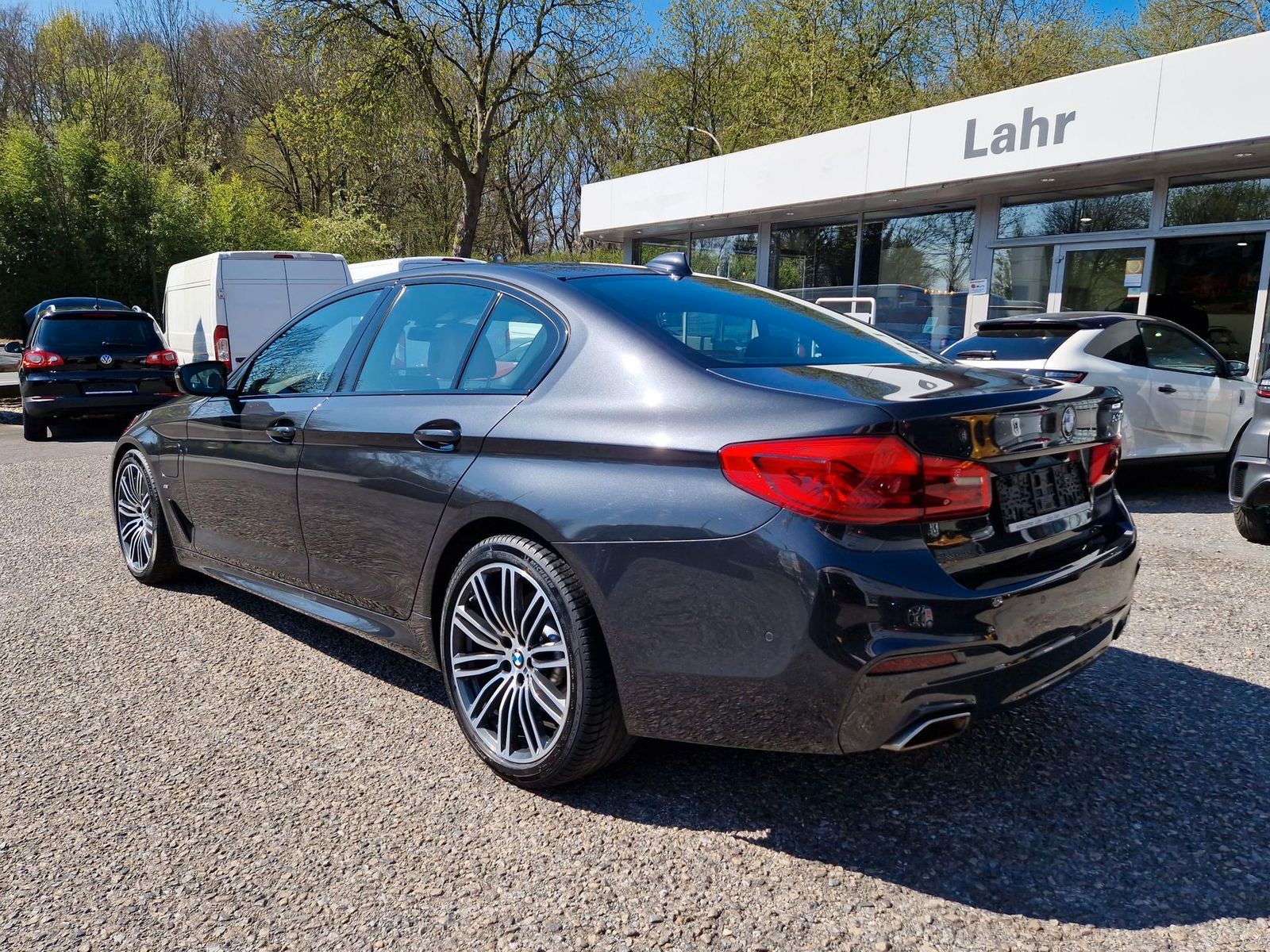BMW 530e iPerformance M- Sport imagem 2