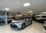 Toyota Sienna 2,5L - Hybrid - 8 Sitze - Toyota Sienna: 8 Sitzer