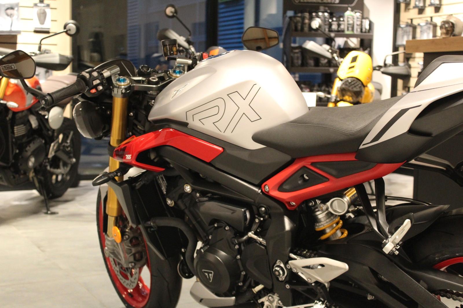 Triumph Street Triple RX