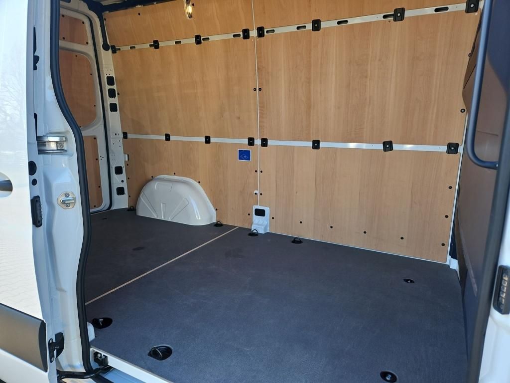 Fahrzeugabbildung Mercedes-Benz Sprinter 315 Kasten L2H2 FWD MBUX RFK Sitzhzg.