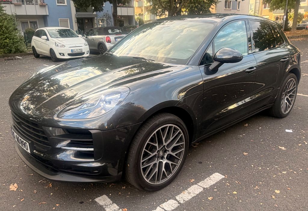 Image of Porsche Macan
