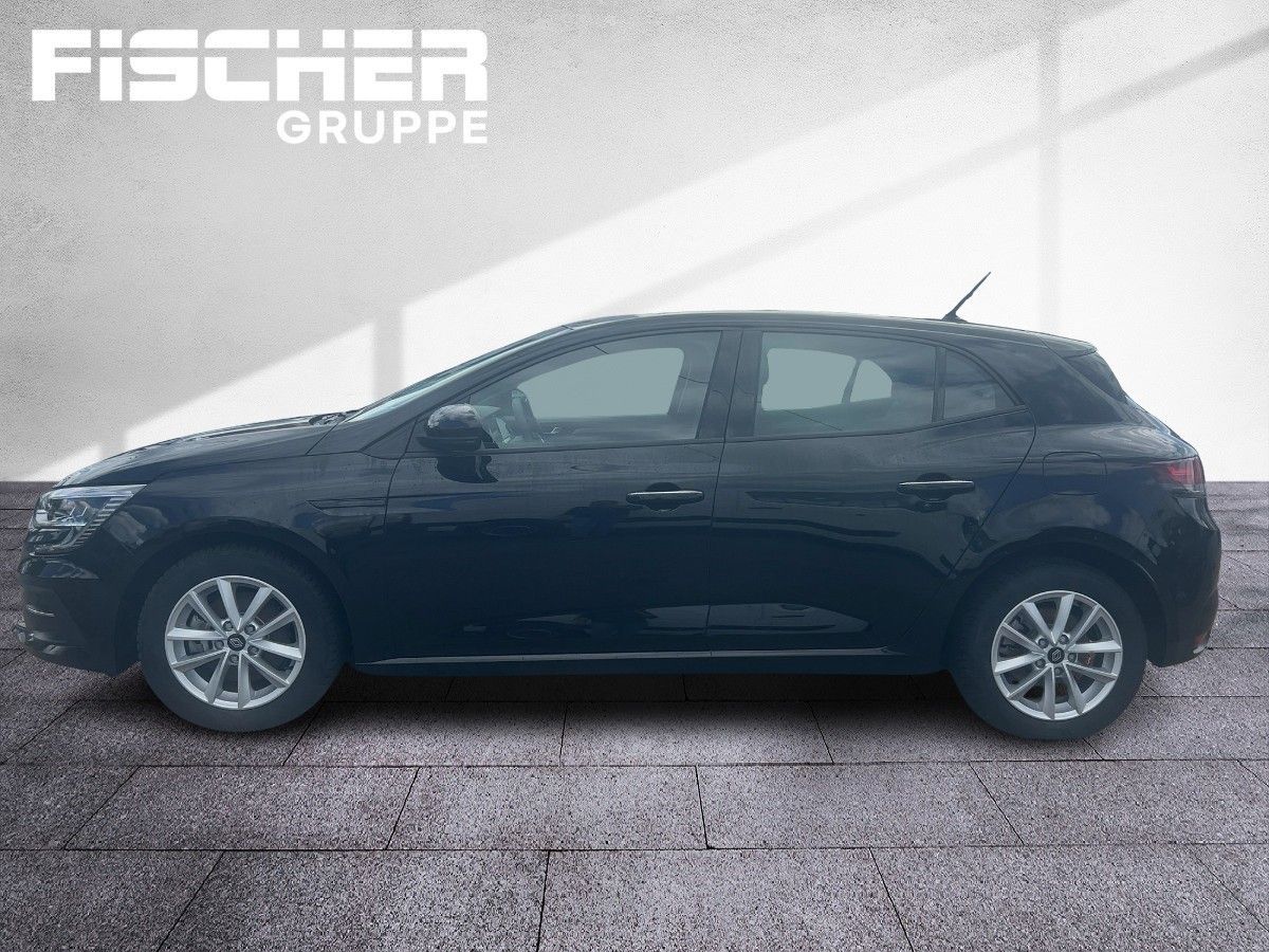 Fahrzeugabbildung Renault Megane Equilibre plug-in hybrid 160 Kamera
