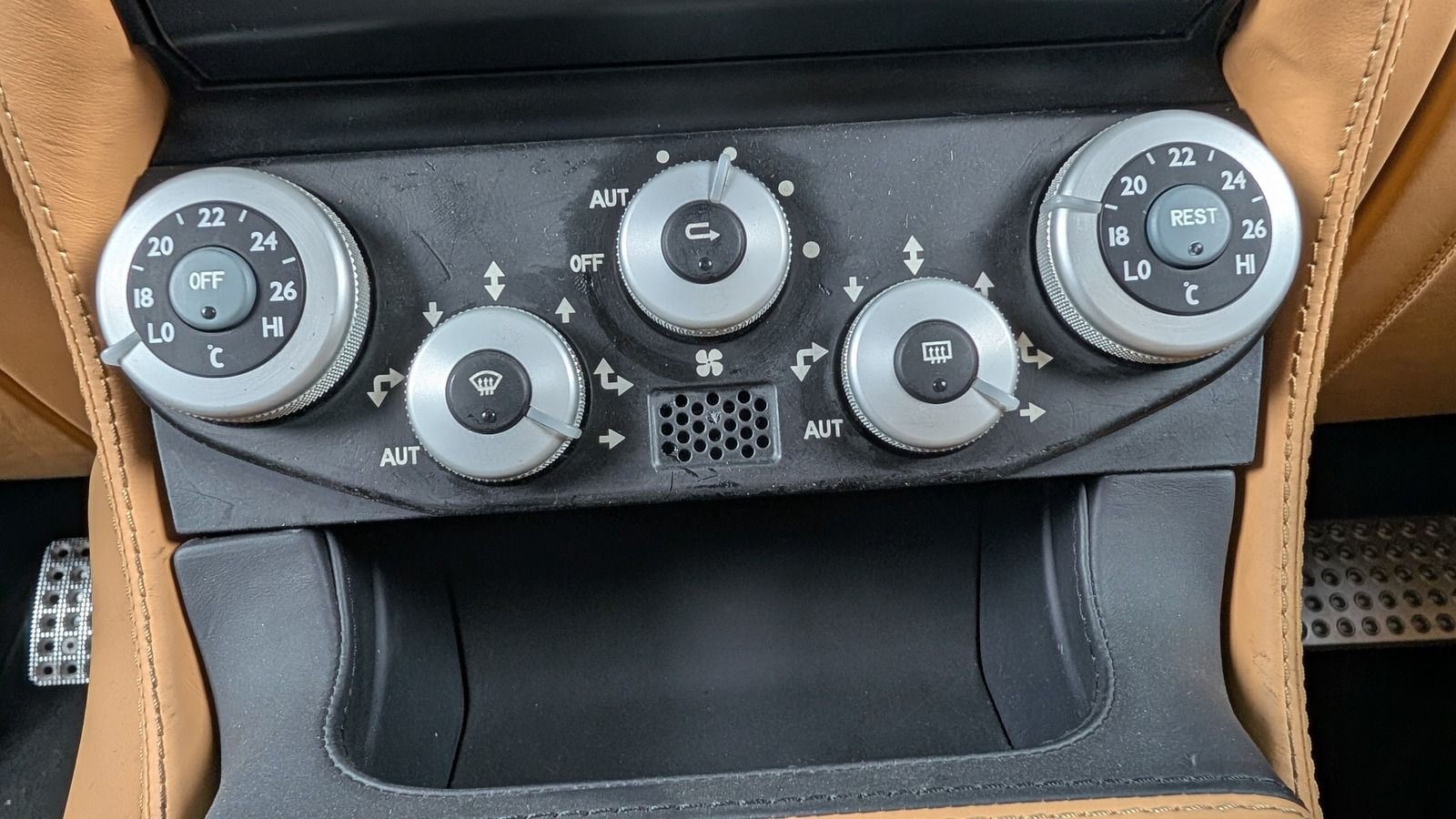 Fahrzeugabbildung Ferrari 612 1. Hand * Service neu * Zahnriemen neu Scagl