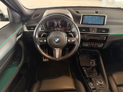 BMW X2 sDrive 20 i Edition Goldplay