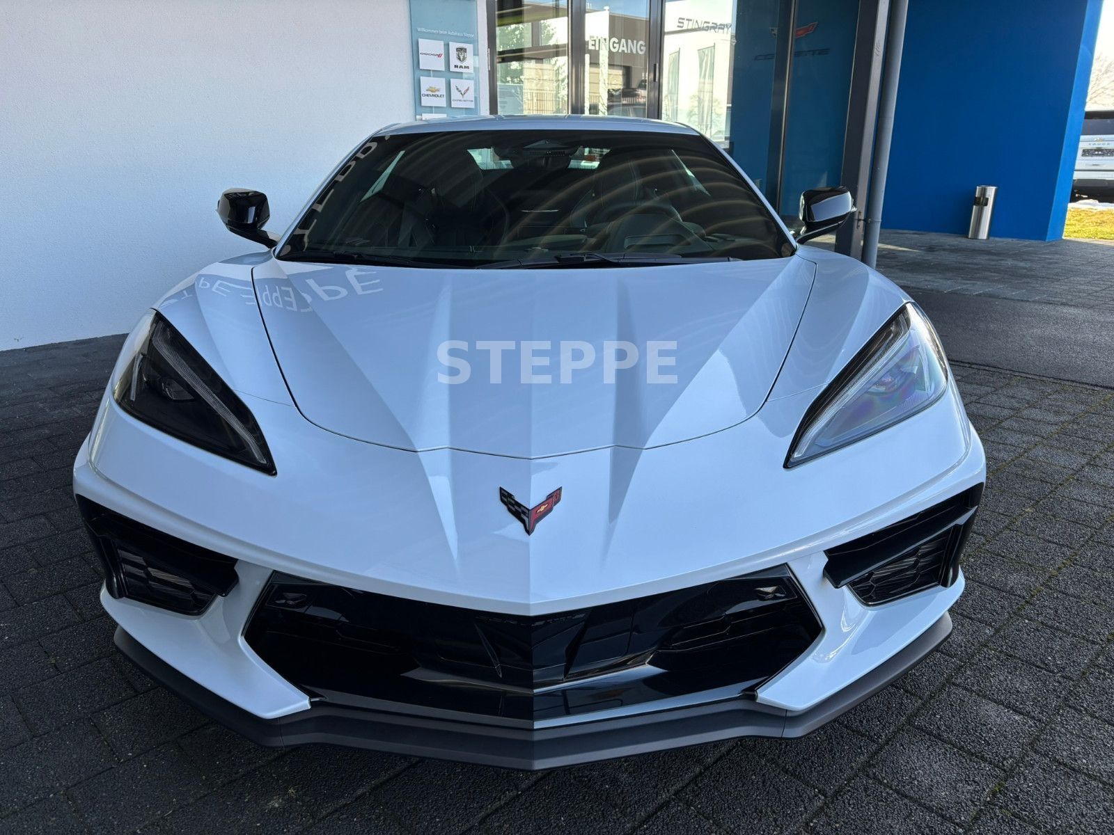 Corvette C8 Stingray Convertible 3LT Europamodell STEPPE