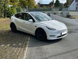 Tesla Model Y Long Range Dual Motor AWD Long Range - gebrauchte Tesla Model Y aus dem Jahr 2023