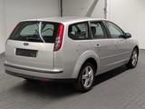 Ford Focus Turnier Ghia Für Gewerbe, Ex-/Import - Ford Focus aus 2006: Turnier