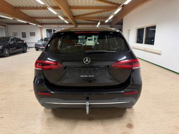 Mercedes B 180 - 6