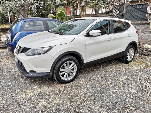 Nissan Qashqai 1.5 dCi DPF Tekna