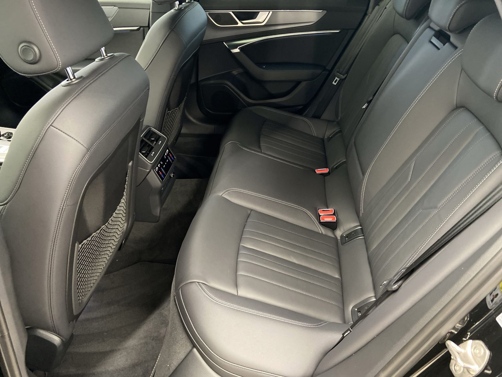 Audi A6 - Bild 8