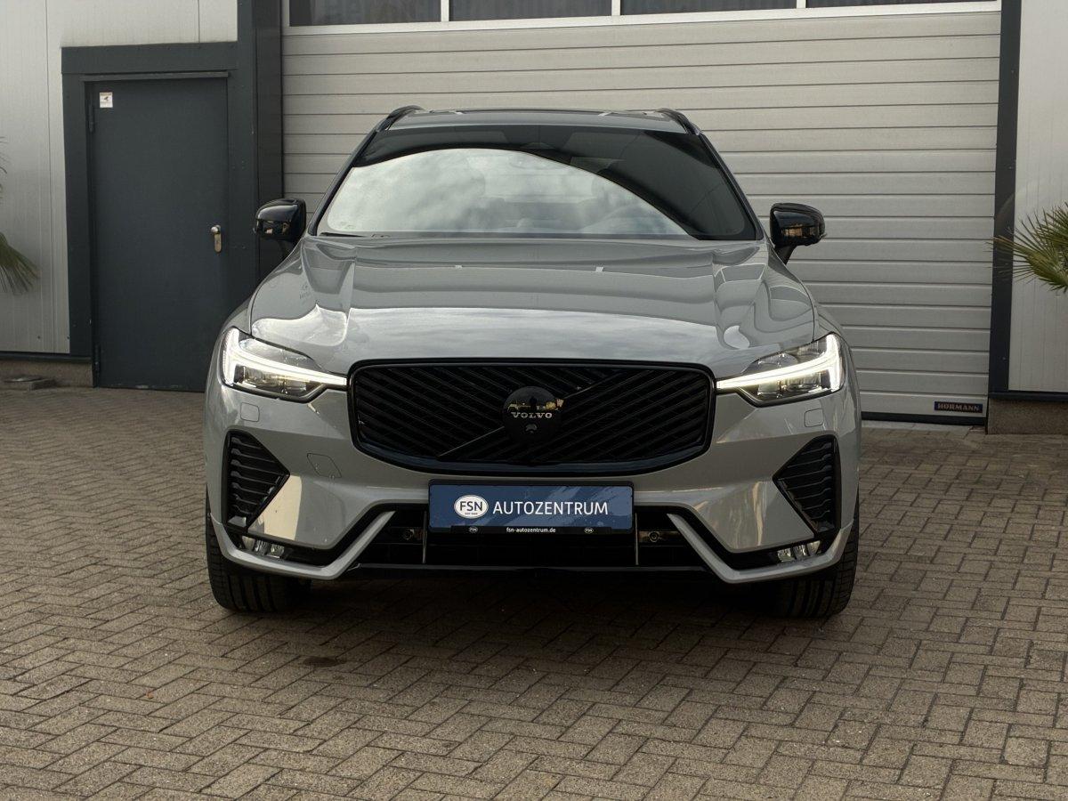 Volvo XC60 B5 Plus Black Edition AWD HUD PANO NAVI