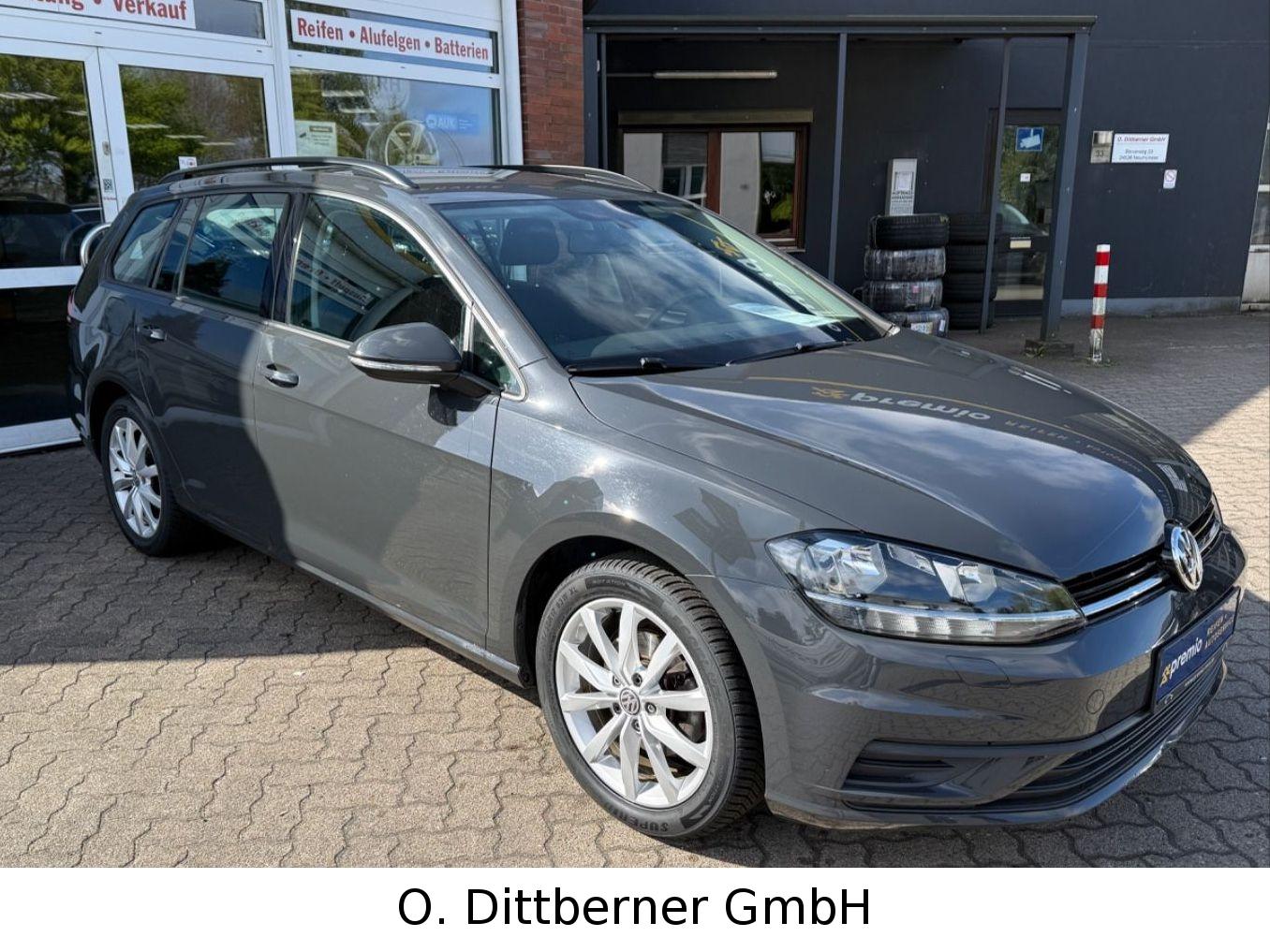 Volkswagen Golf VII Variant 1,0 TSI Trendline AHK SHZ 1.Hd.