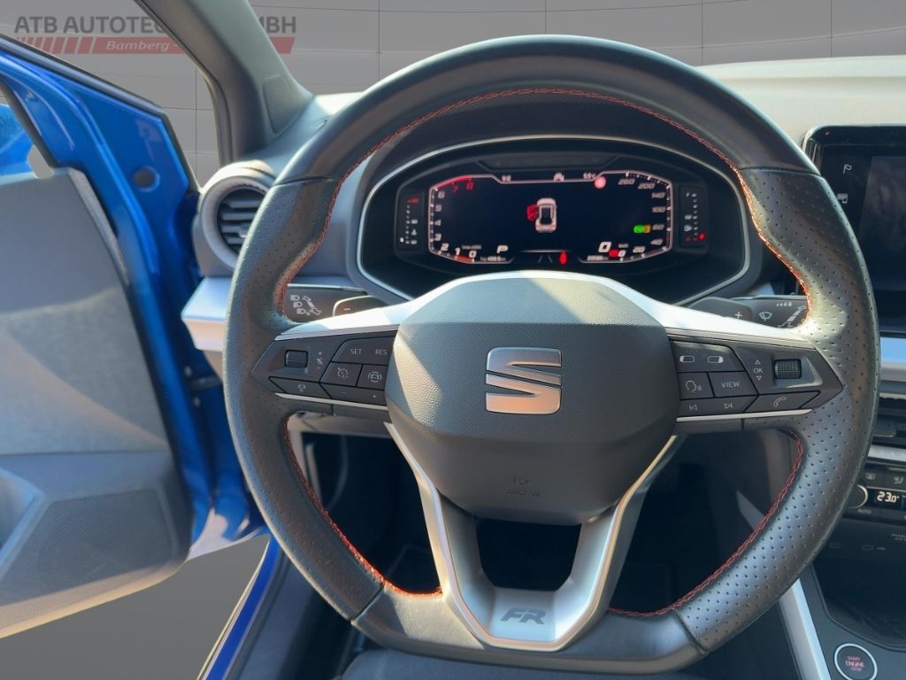 Fahrzeugabbildung SEAT Arona FR, Allwetter, RFK