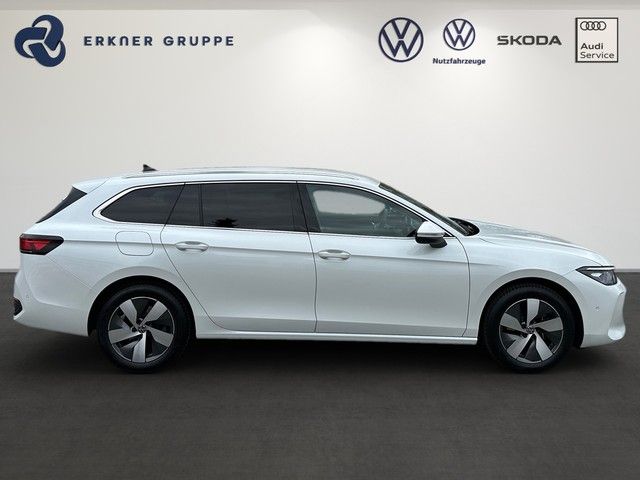 Fahrzeugabbildung Volkswagen Passat 1.5eTSI DSG Business LED+DIGI+KAM+AHK+ACC