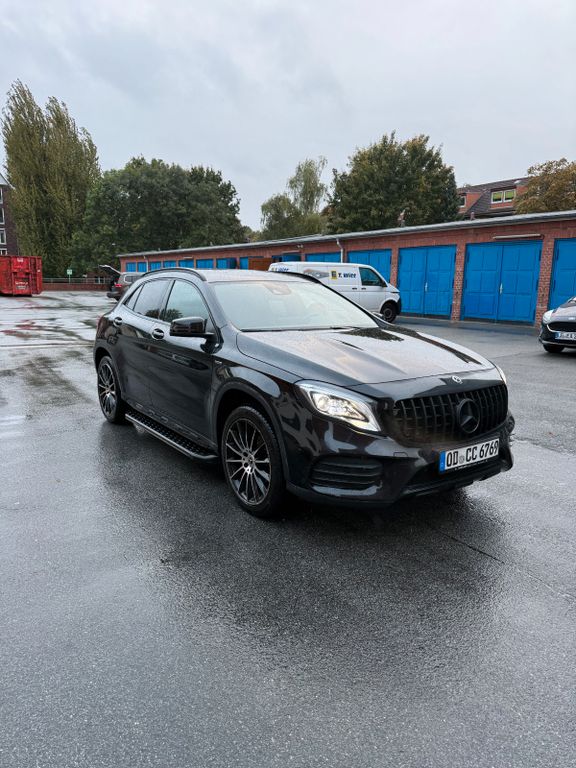 Image of Mercedes-Benz GLA 200