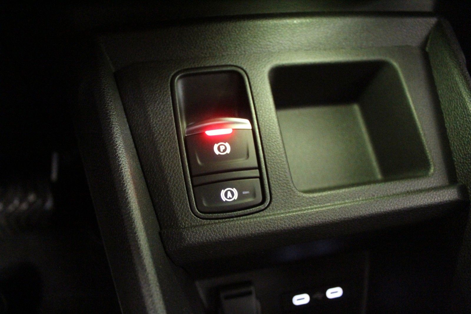 Fahrzeugabbildung Renault R 4 150 Comfort Range Techno*Winterpaket*