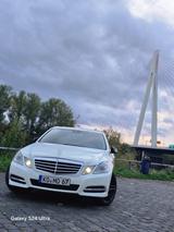 Mercedes-Benz E 220 CDI BlueEFFICIENCY ELEGANCE ELEGANCE - Mercedes-Benz E 220: Cdi Blueefficiency